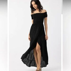 Tiare Hawaii Cheyenne Off the Shoulder Smocked Maxi Black Dress NWT